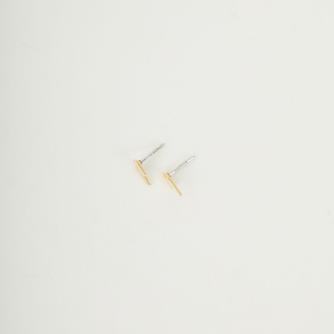 Baqless [バックレス] アミティ サンダーボルトゴールドピアス [AM-TB-YG] GOLD