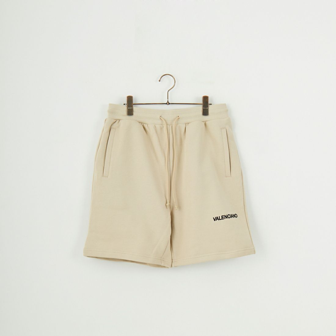 37 BEIGE