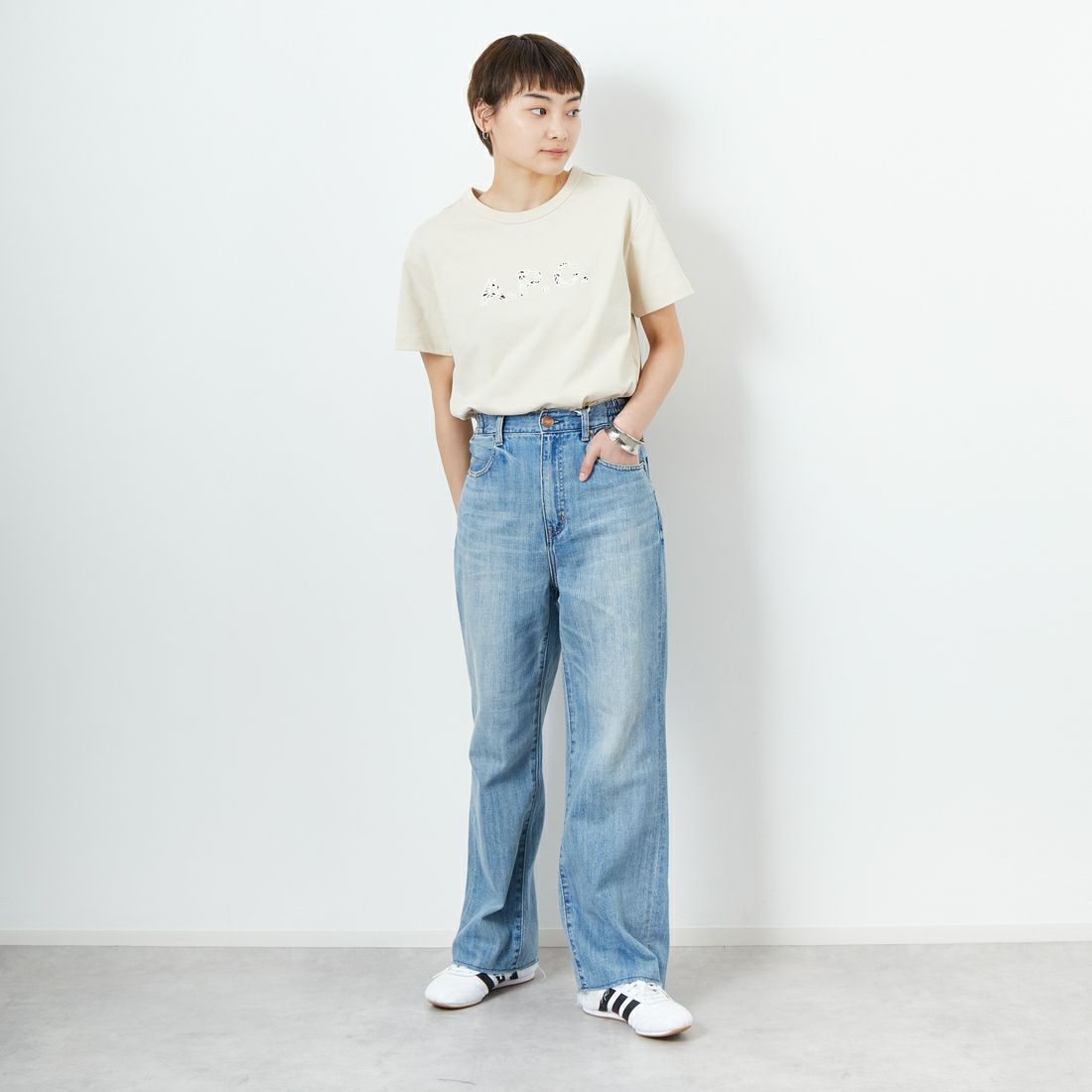 専用　値下げ　レッドカード　Manoa サイズ23 専用 値下げ レッドカード Manoa サイズ23 - メルカリ