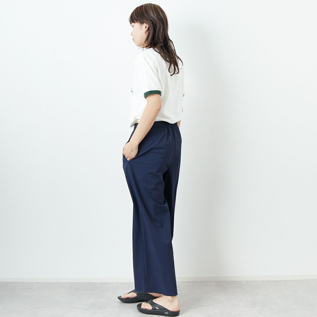 BALMYDAY'S [バルミーデイズ] CASPER リンガーTシャツ [BAL-25SS-CS11] OFF/GREEN &&モデル身長：167cm 着用サイズ：F&&
