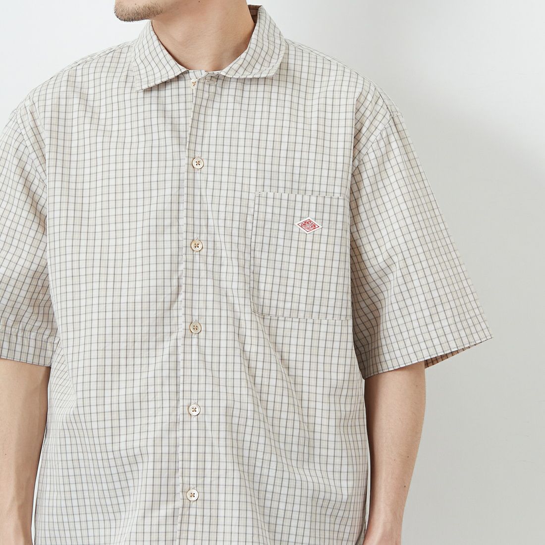 DANTON [ダントン] コットンポプリン ショートスリーブチェックワークシャツ [DT-B0049CPP] BEG/GRY CK &&モデル身長：168cm 着用サイズ：40&&