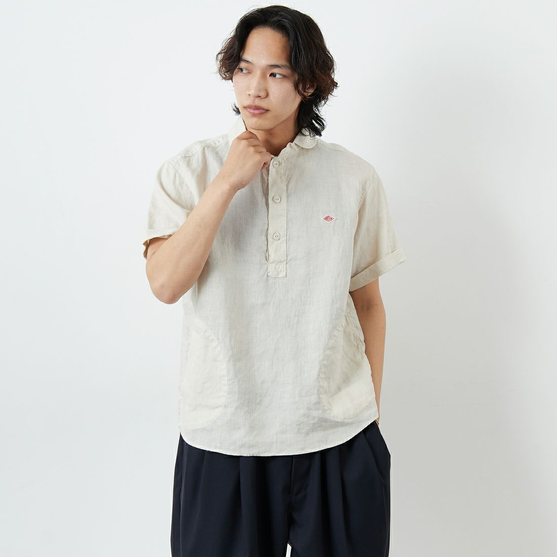 DANTON [ダントン] ラウンドカラー リネンクロスプルオーバーシャツ [DT-B0284FLI] OYSTER &&モデル身長：179cm 着用サイズ：40&&