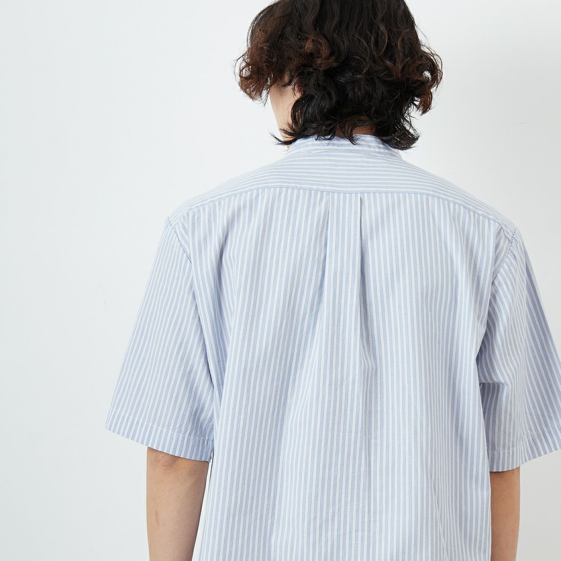 DANTON [ダントン] コットンリネン ストライプバンドカラーシャツ [JD-3788SCP] SAX/WHT ST &&モデル身長：179cm 着用サイズ：42&&