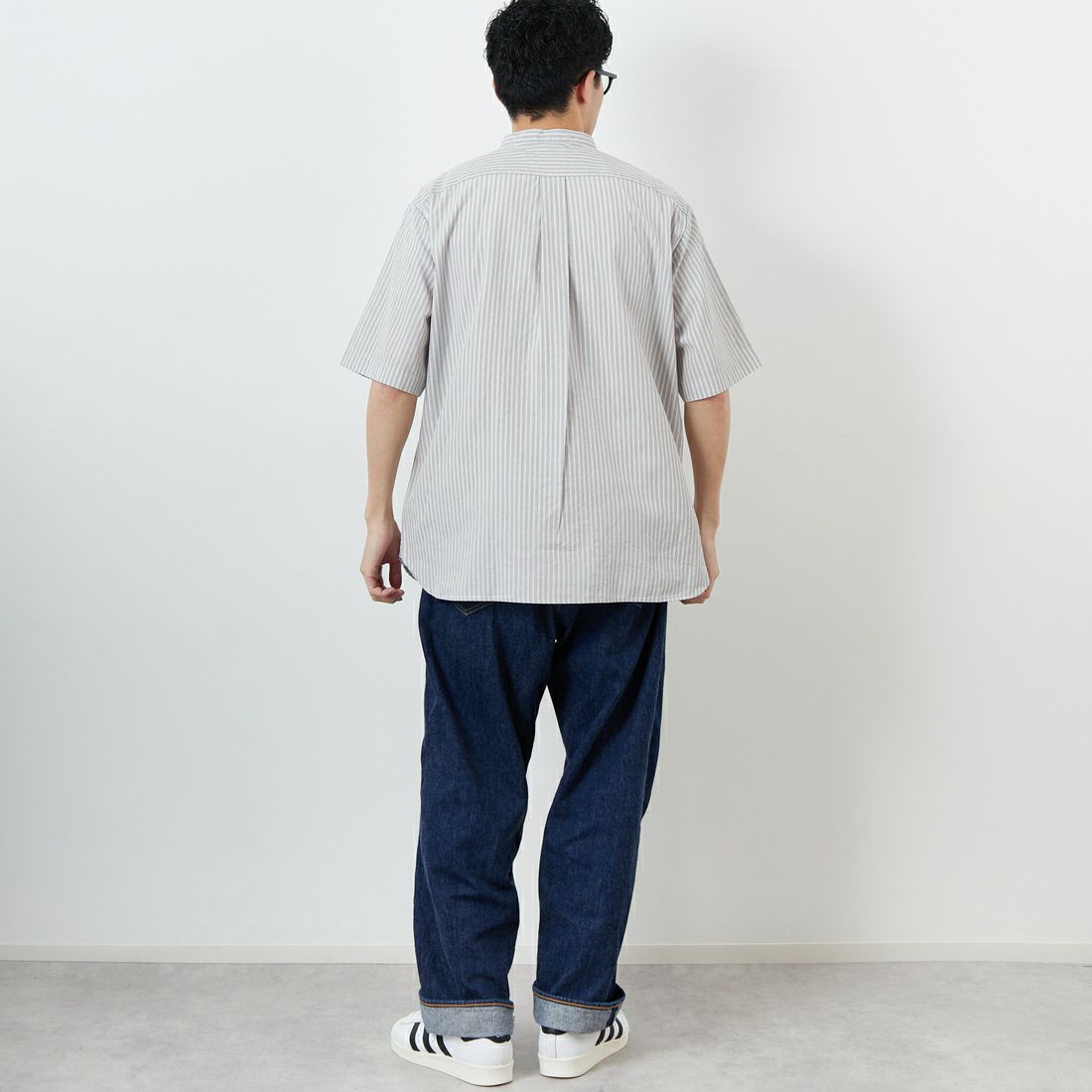 DANTON [ダントン] コットンリネン ストライプバンドカラーシャツ [JD-3788SCP] GRY/WHT ST &&モデル身長：168cm 着用サイズ：40&&