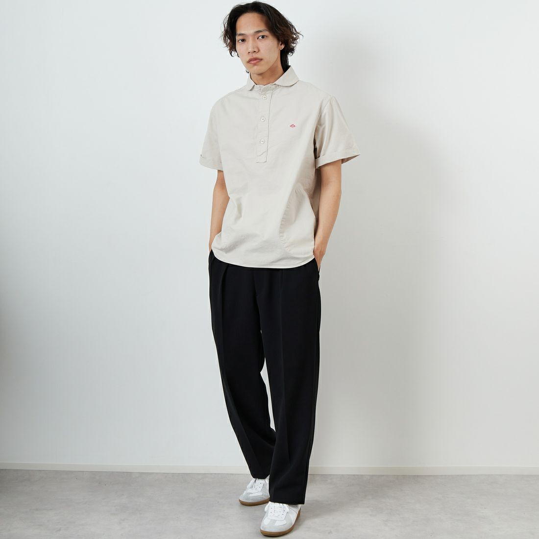 DANTON [ダントン] ラウンドカラー プルオーバーシャツ [DT-B0284SOX] OYSTER &&モデル身長：179cm 着用サイズ：42&&