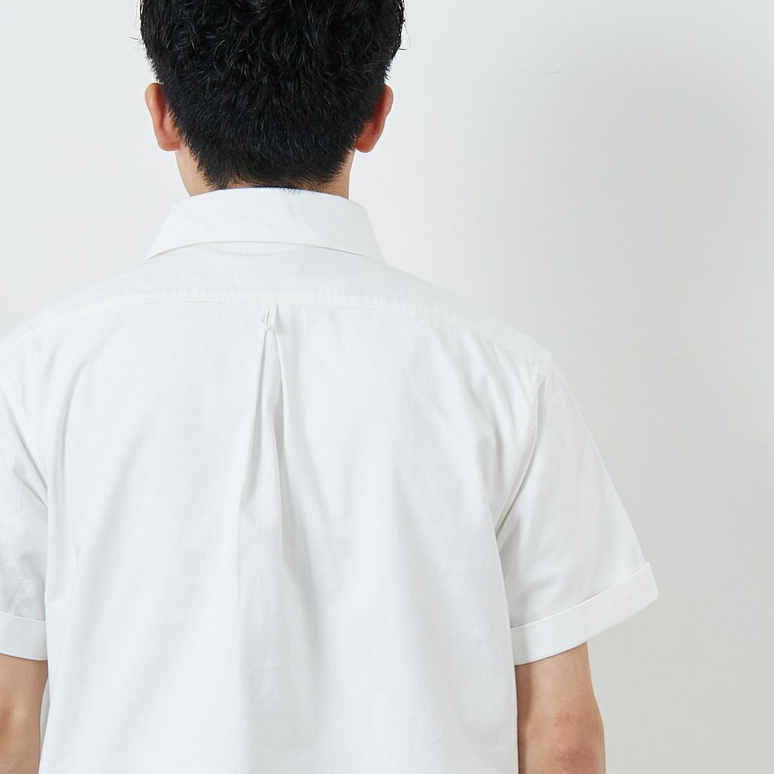 DANTON [ダントン] ラウンドカラー プルオーバーシャツ [DT-B0284SOX] WHITE &&モデル身長：168cm 着用サイズ：38&&