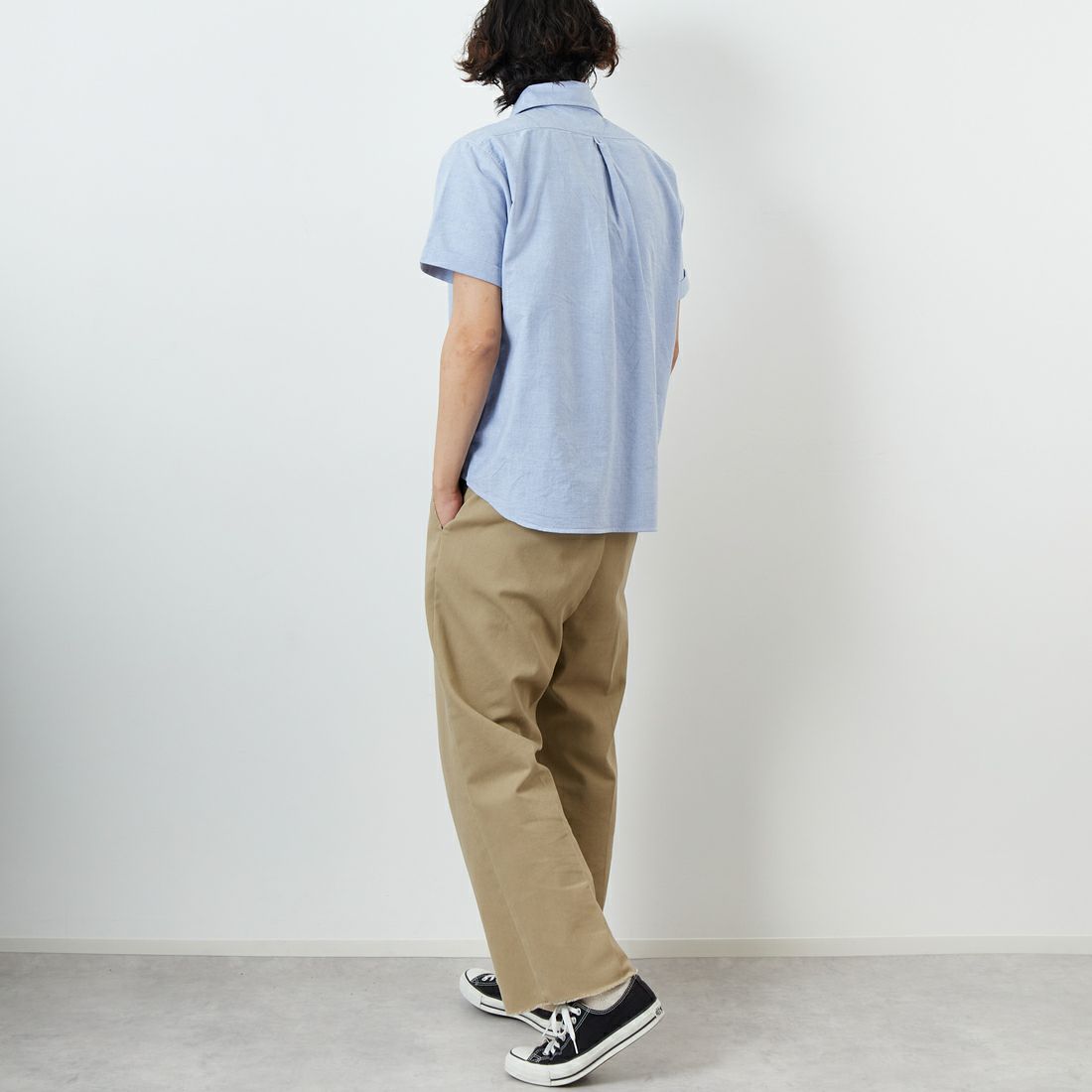 DANTON [ダントン] ラウンドカラー プルオーバーシャツ [DT-B0284SOX] BLUE &&モデル身長：179cm 着用サイズ：40&&