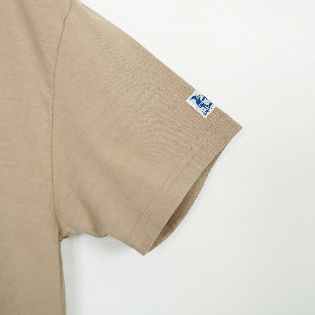 The Endless Summer [エンドレスサマー] 別注 サークルBUHIバックプリントTシャツ [FH-25574503-JF] 35 BEIGE