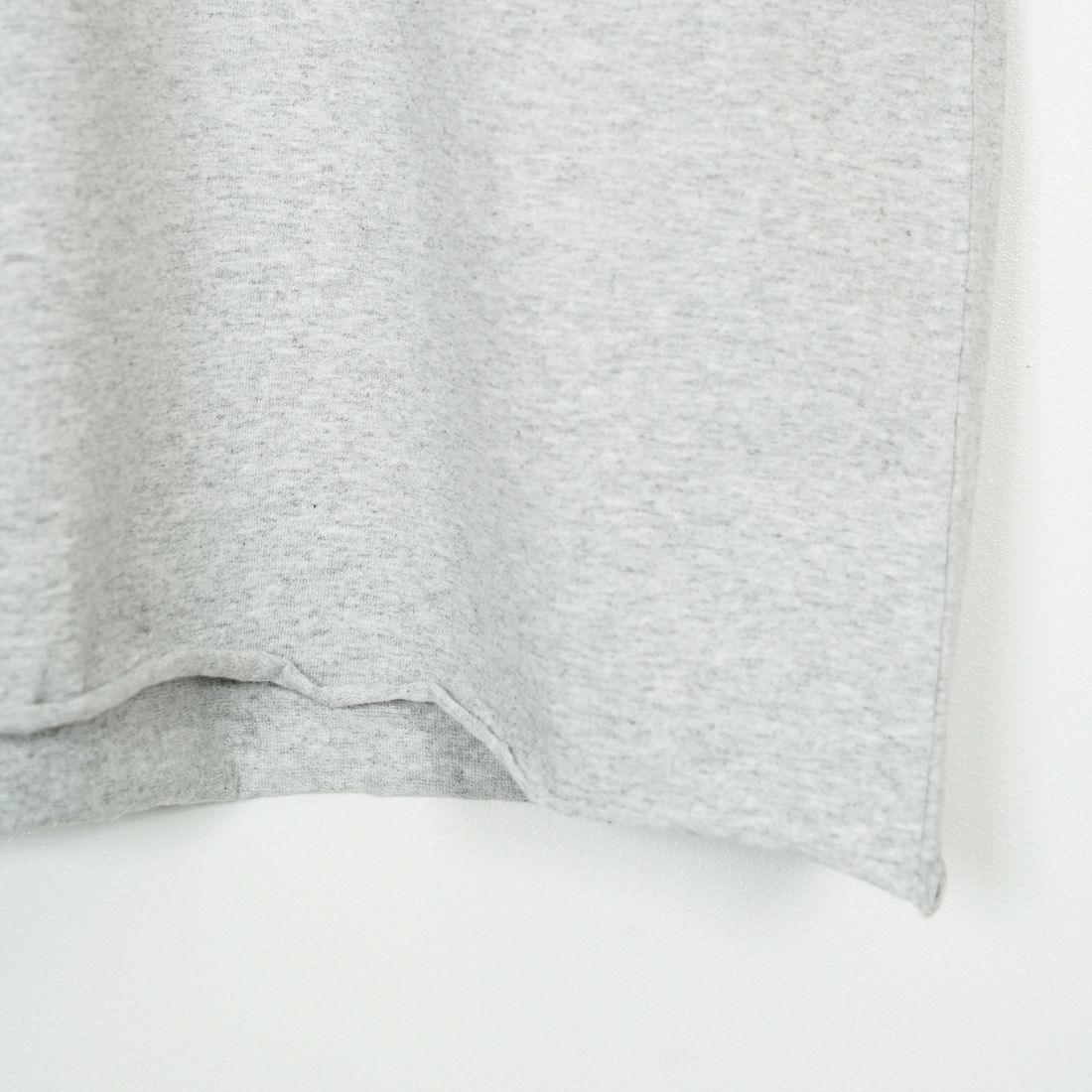 The Endless Summer [エンドレスサマー] 別注 手書き風ロゴ BUHIバックプリント カットオフTシャツ [FH-25574508-JF] MIX GRAY