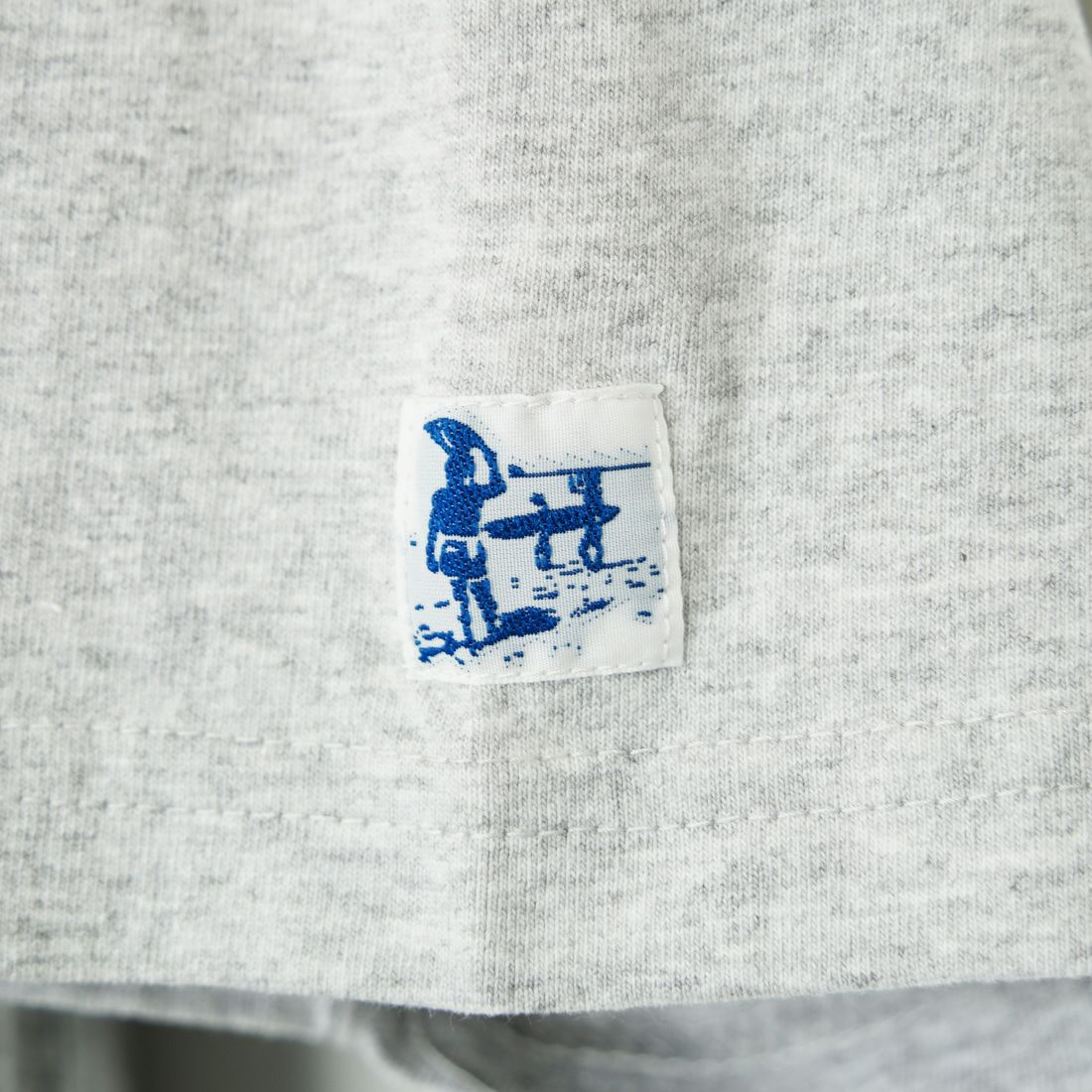 The Endless Summer [エンドレスサマー] 別注 手書き風ロゴ BUHIバックプリント カットオフTシャツ [FH-25574508-JF] MIX GRAY