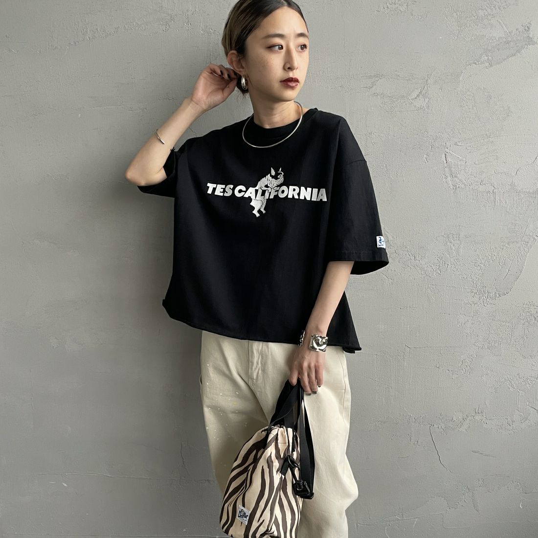 BLACK&&モデル身長：150cm 着用サイズ：F&&