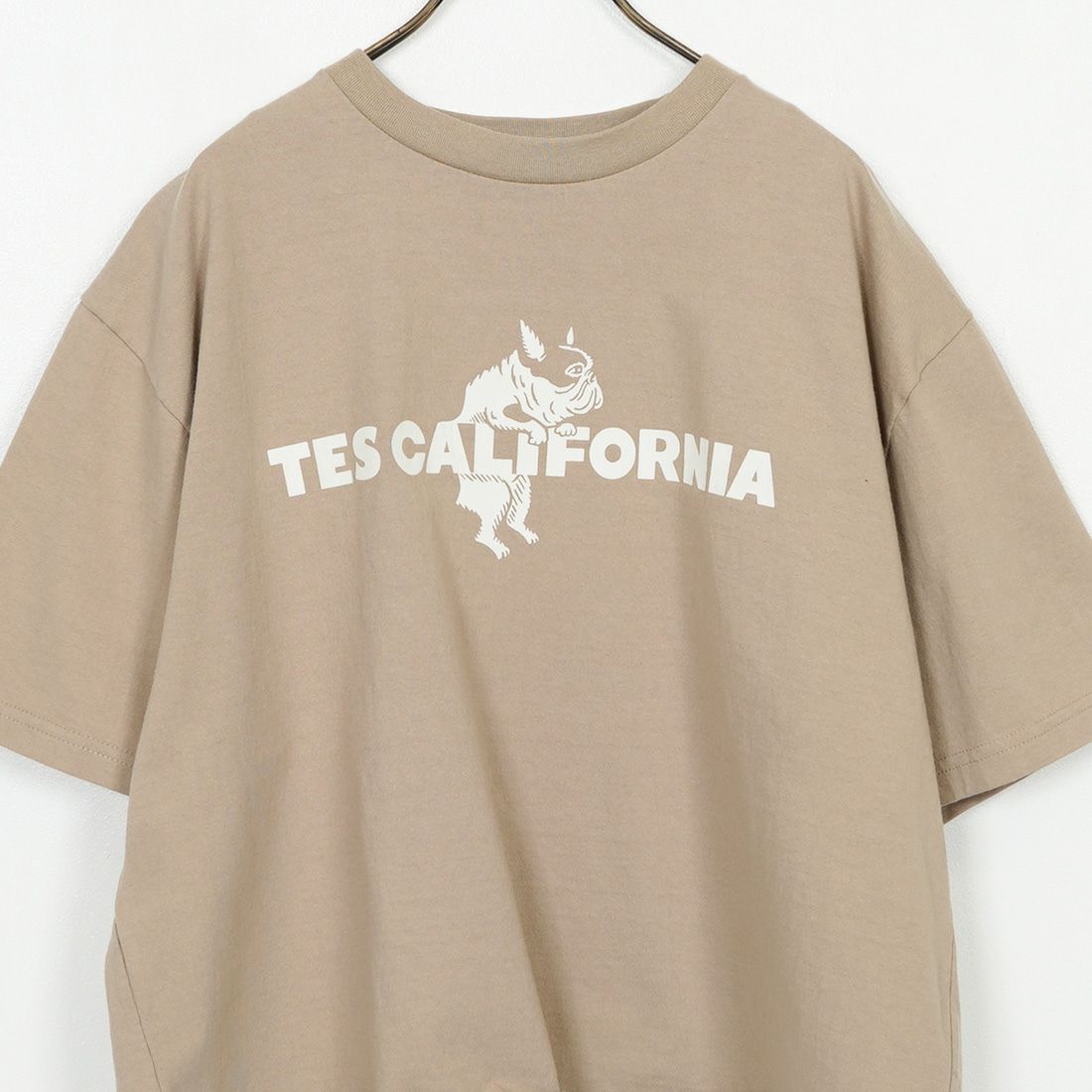The Endless Summer [エンドレスサマー] 別注 TES CALフロッキーロゴプリント カットオフTシャツ [FH-25574509-JF] BEIGE