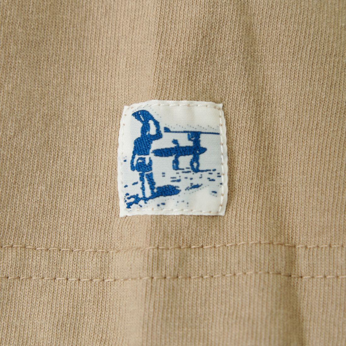 The Endless Summer [エンドレスサマー] 別注 TES CALフロッキーロゴプリント カットオフTシャツ [FH-25574509-JF] BEIGE