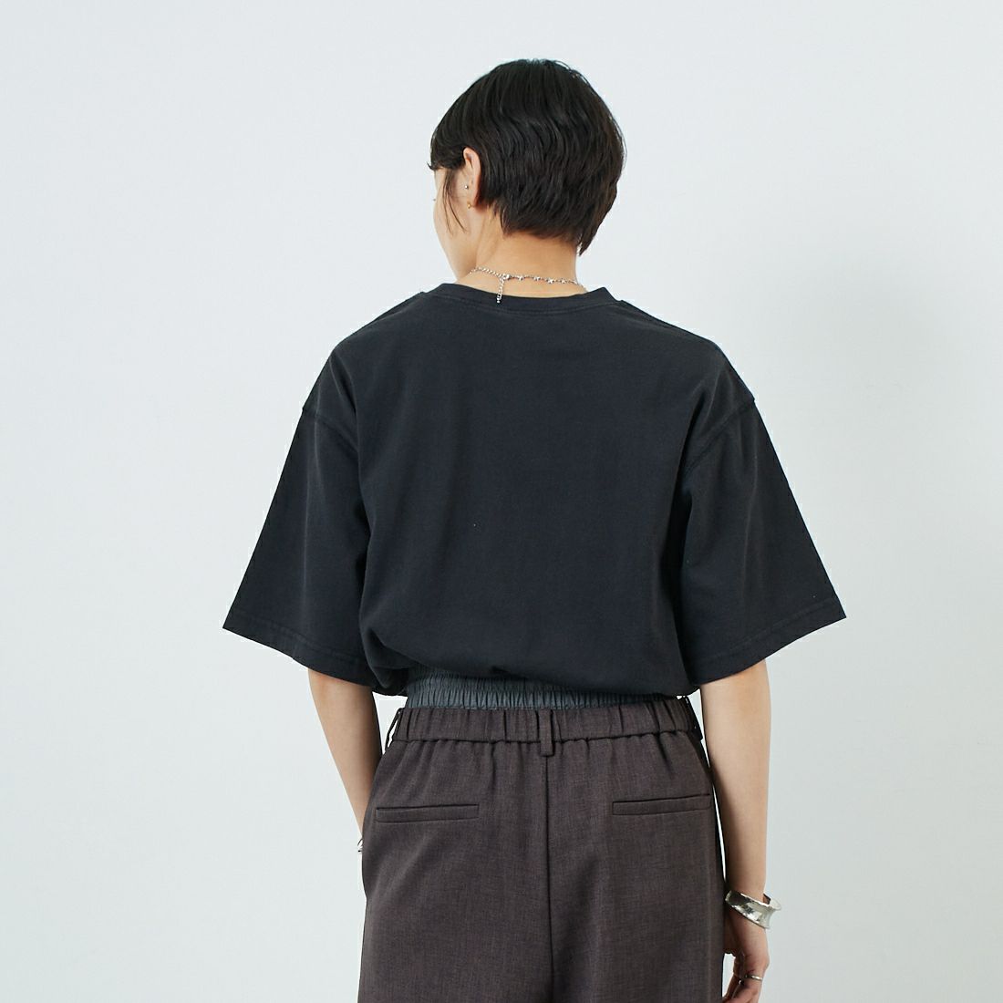 Quand [クアンド] 16OE天竺 ワンウォッシュプリントTシャツ [3112704] 801 BLACK &&モデル身長：160cm 着用サイズ：F&&