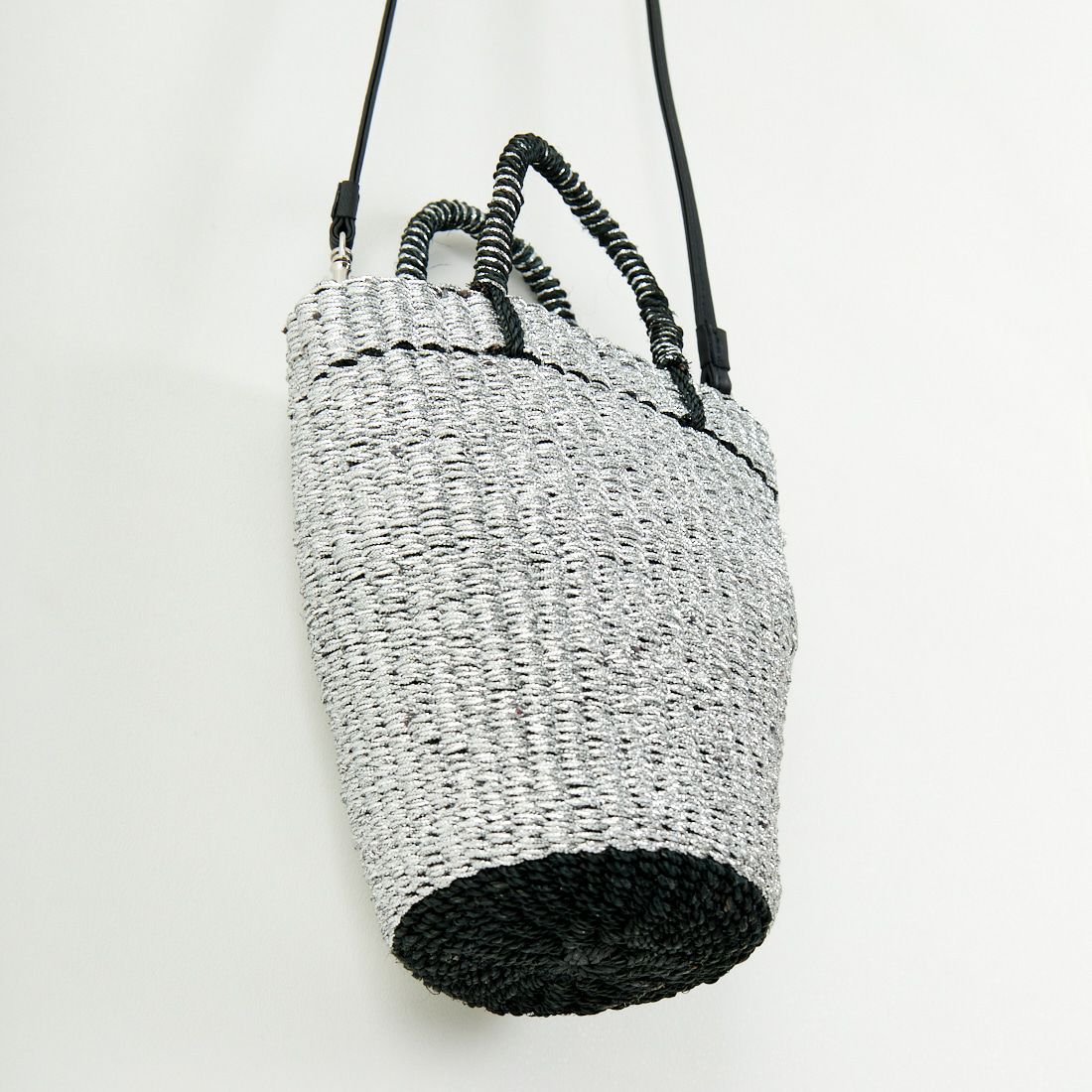 BAGMATI [バグマティ] アバカ/ポリエステル2WAYかごバッグ [BBK25-SS13] SILVER/BLA