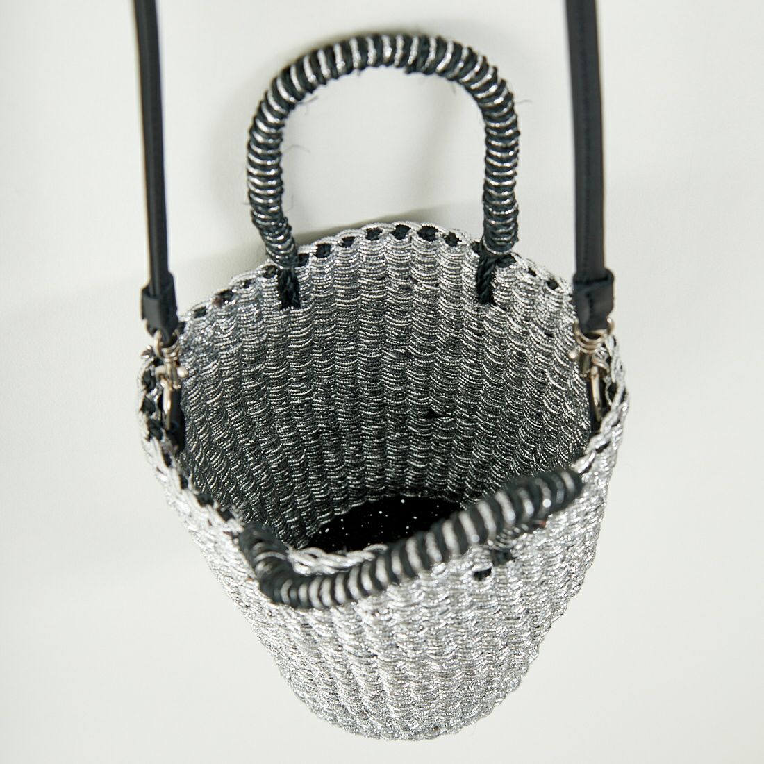 BAGMATI [バグマティ] アバカ/ポリエステル2WAYかごバッグ [BBK25-SS13] SILVER/BLA