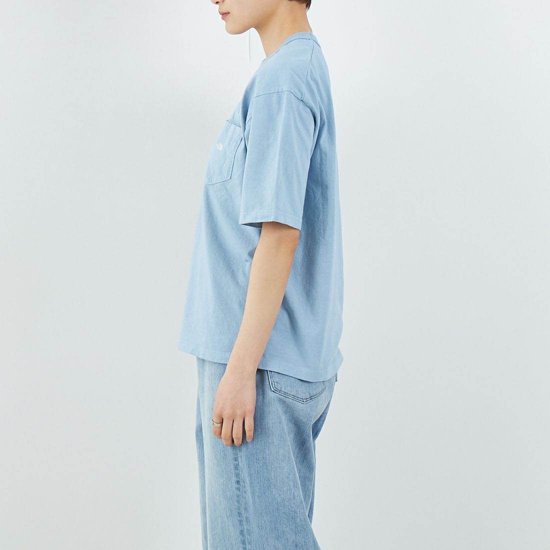 THE NORTH FACE PURPLE LABEL [ザ ノースフェイス パープルレーベル] 7オンス ポケットTシャツ [N25SI102] SX SX/OW &&モデル身長：160cm 着用サイズ：WS&&