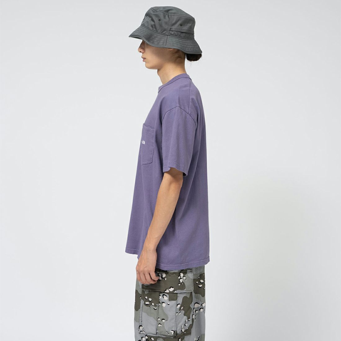 THE NORTH FACE PURPLE LABEL [ザ ノースフェイス パープルレーベル] 7オンス ポケットTシャツ [N25SI102] FO FP/OW &&モデル身長：175cm 着用サイズ：M&&