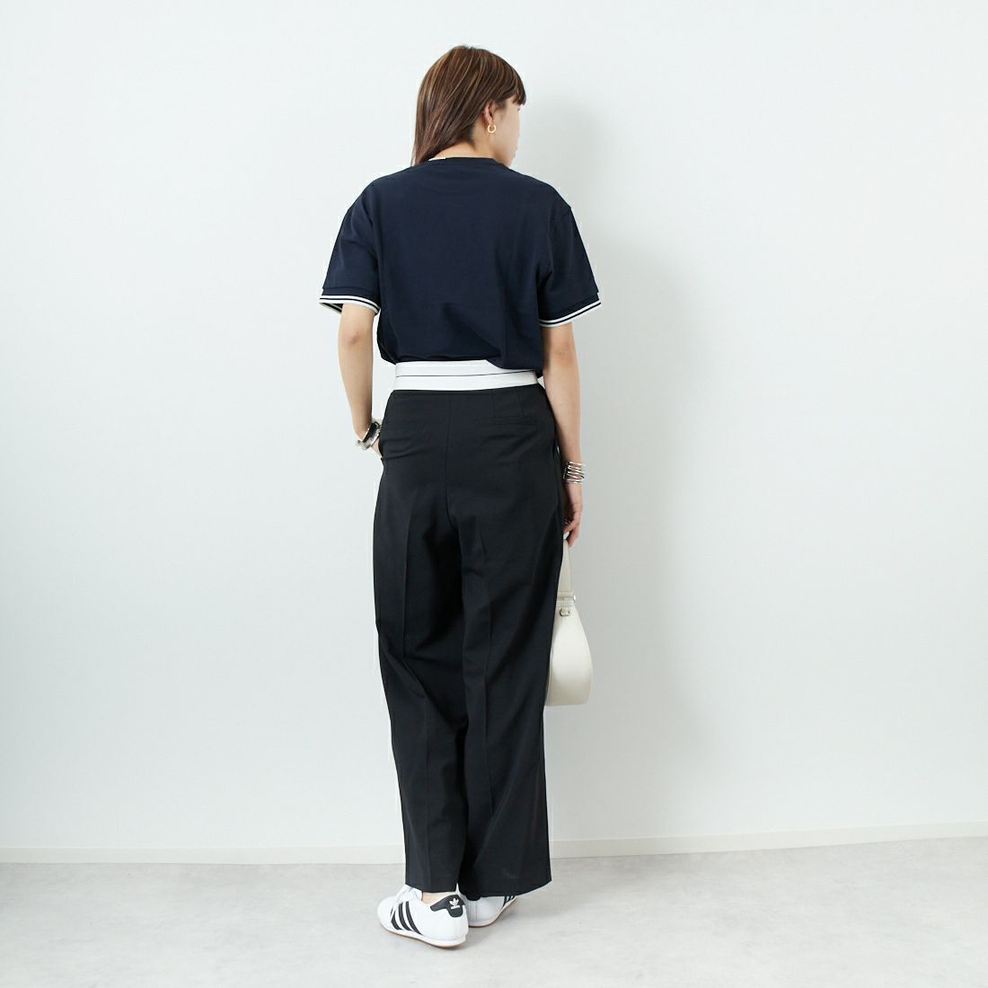 FRED PERRY [フレッドペリー] ティップライン ショートスリーブピケTシャツ [G9167] 608 NAVY &&モデル身長：167cm 着用サイズ：S&&