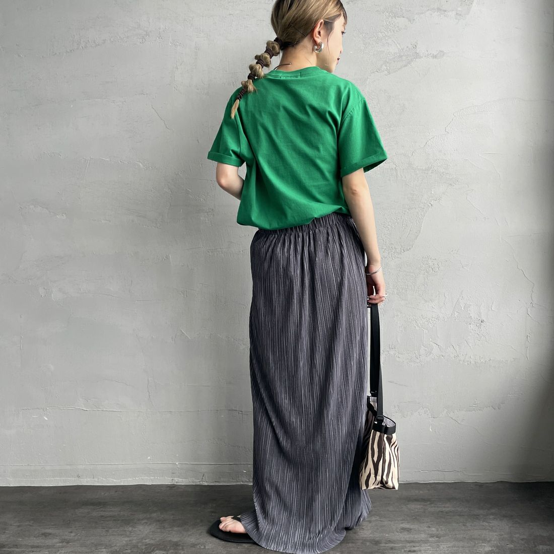 Gymphlex [ジムフレックス] ショートスリーブ ロールアップTシャツ [GY-C0446COM] GREEN &&モデル身長：150cm 着用サイズ：14&&