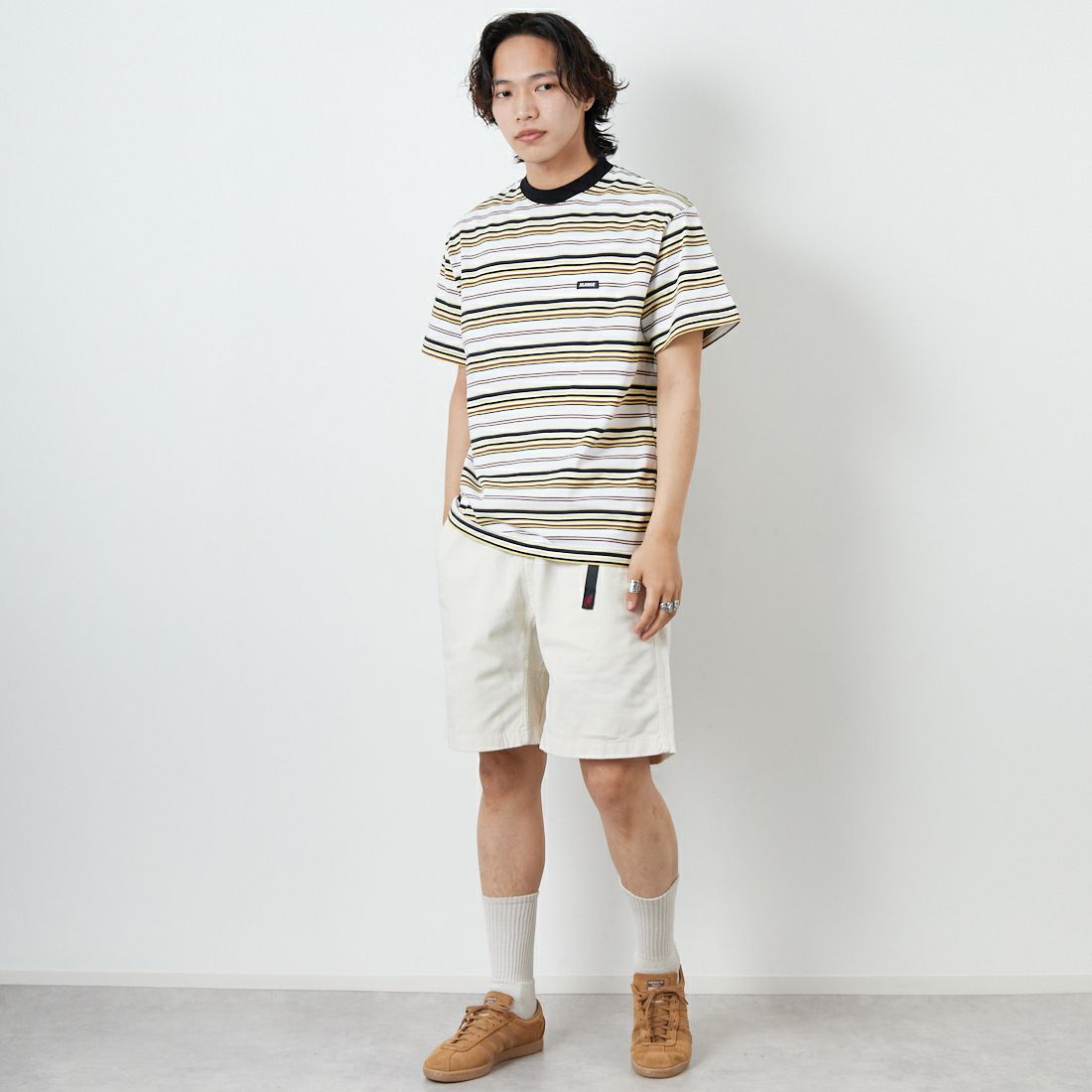 XLARGE [エクストララージ] ストライプ ショートスリーブTシャツ [101251011027] WHITE &&モデル身長：179cm 着用サイズ：M&&