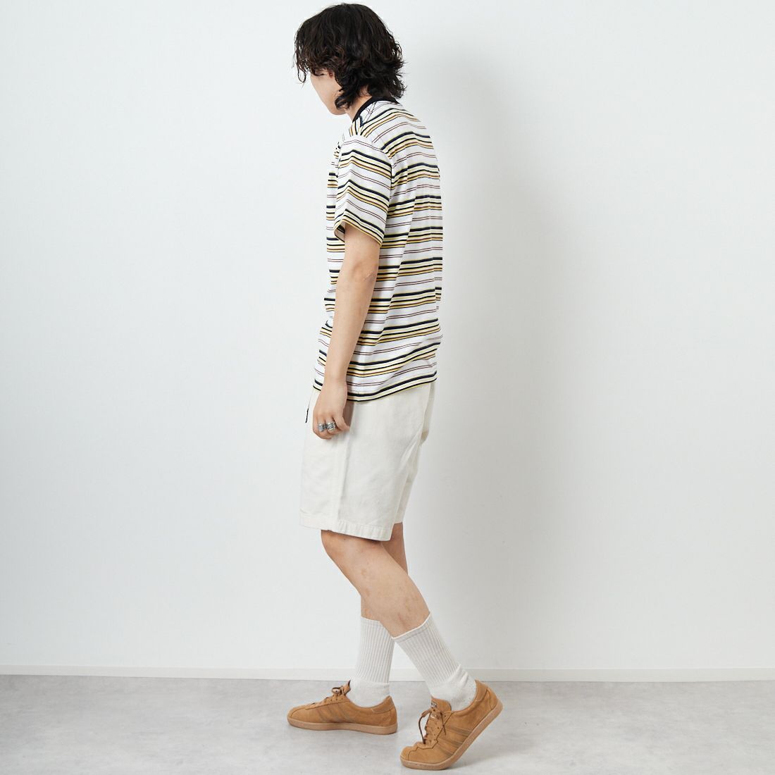 XLARGE [エクストララージ] ストライプ ショートスリーブTシャツ [101251011027] WHITE &&モデル身長：179cm 着用サイズ：M&&