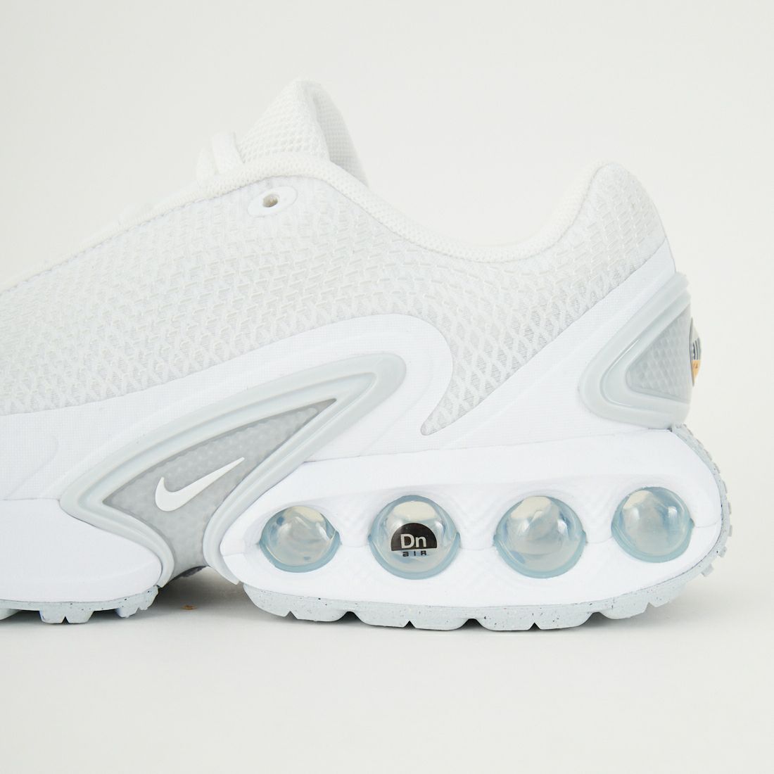 NIKE [ナイキ] エアマックス Dn [FJ3145] 102 ﾎﾜｲﾄ