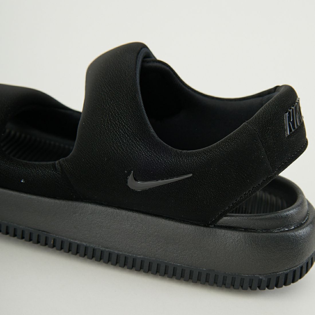 NIKE [ナイキ] ウィメンズ カームサンダル [FJ6043] 001 ﾌﾞﾗｯｸ
