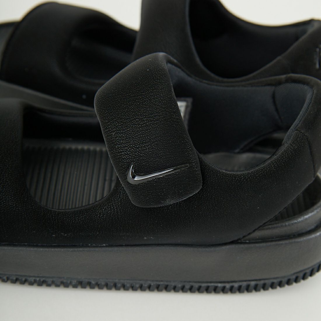 NIKE [ナイキ] ウィメンズ カームサンダル [FJ6043] 001 ﾌﾞﾗｯｸ