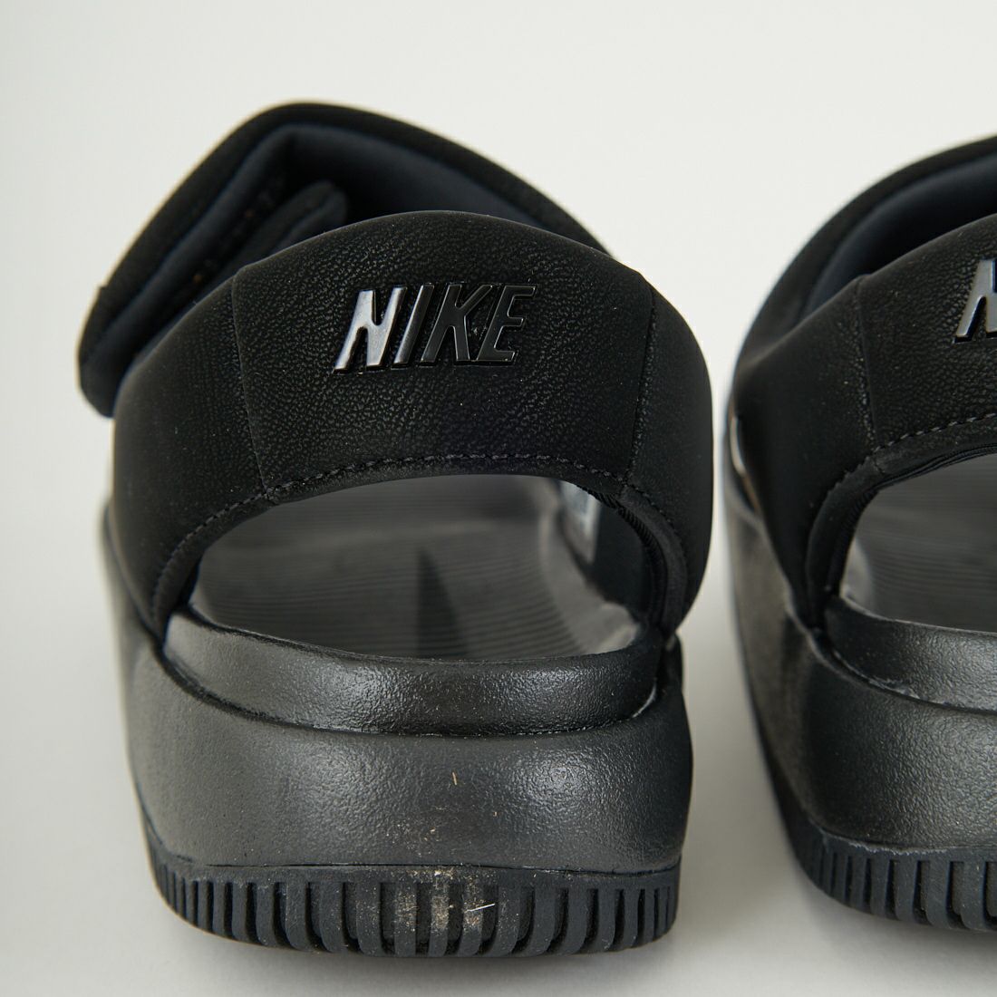NIKE [ナイキ] ウィメンズ カームサンダル [FJ6043] 001 ﾌﾞﾗｯｸ