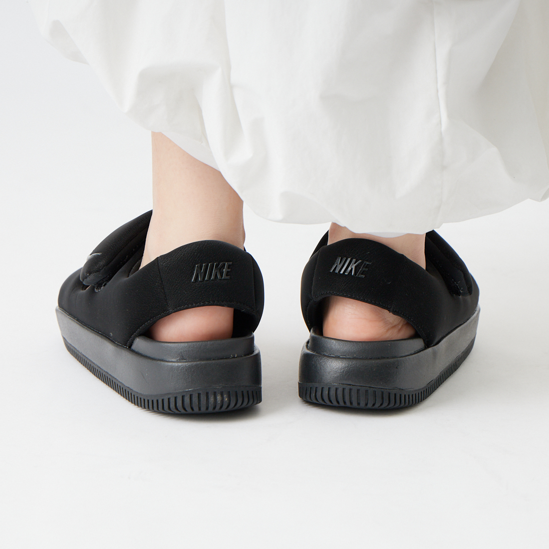 NIKE [ナイキ] ウィメンズ カームサンダル [FJ6043] 002 ﾗｲﾄﾎﾞｰ
