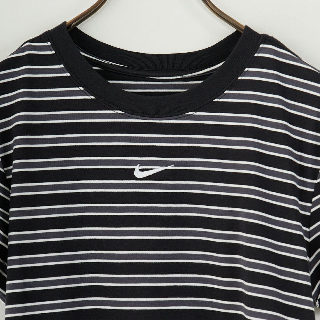 NIKE [ナイキ] スポーツウェア チルニットスリムボーダーTシャツ [HF9525] 010 ﾌﾞﾗｯｸ