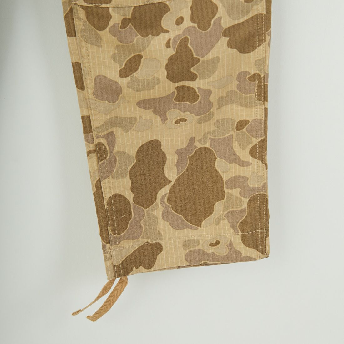 carhartt WIP [カーハートダブリューアイピー] レギュラーカーゴパンツ [I015875] CAMO DUCK