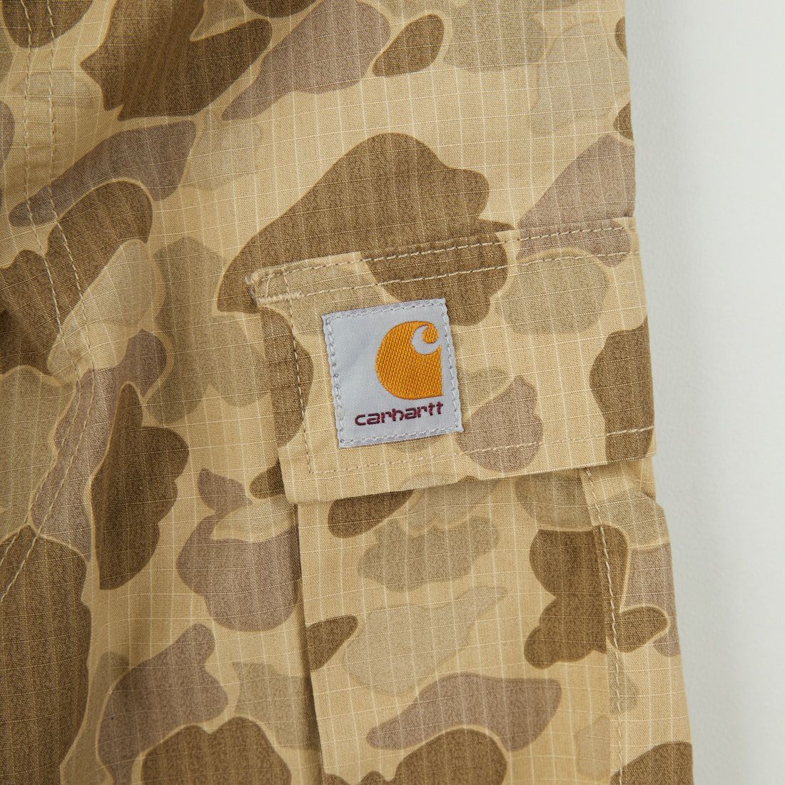 carhartt WIP [カーハートダブリューアイピー] レギュラーカーゴパンツ [I015875] CAMO DUCK