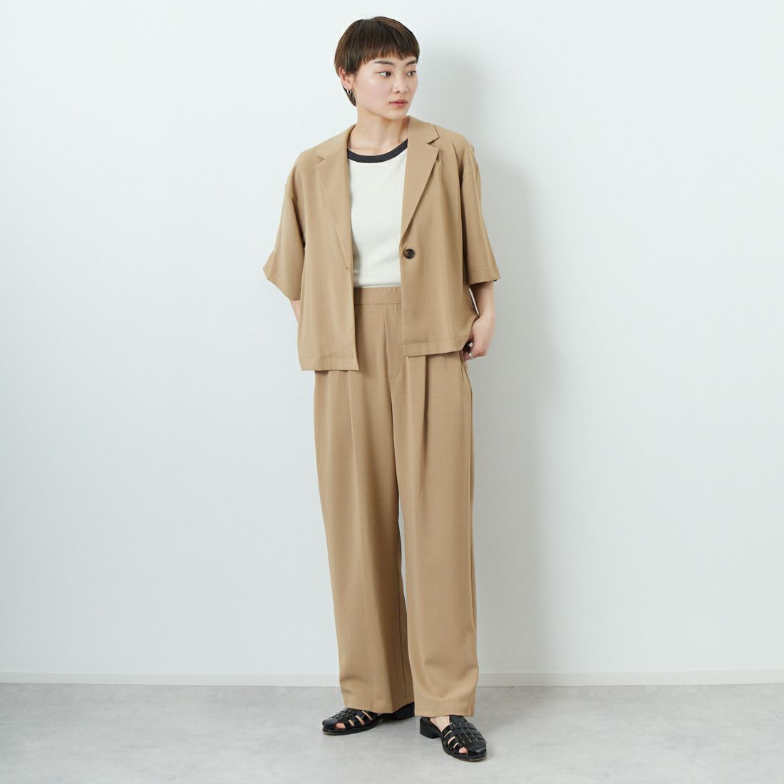 CLOCHE [クロシェ] 接触冷感ハーフスリーブシャツジャケット [51285615] ﾍﾞｰｼﾞｭ &&モデル身長：160cm 着用サイズ：2&&