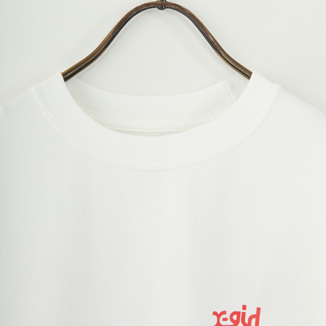 X-girl [エックスガール] ドリッピングペイントロゴ ショートスリーブTシャツ [105251011010] WHITE