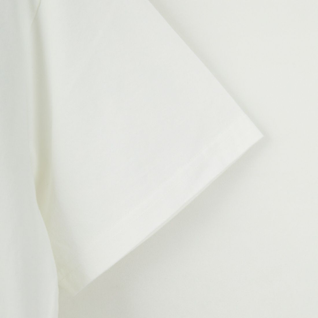 X-girl [エックスガール] ドリッピングペイントロゴ ショートスリーブTシャツ [105251011010] WHITE