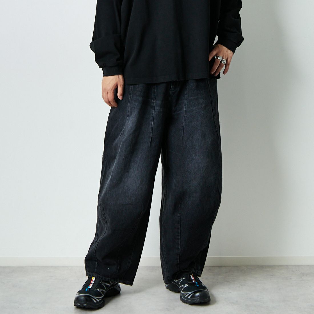 B BLACK&&モデル身長：179cm 着用サイズ：XS&&
