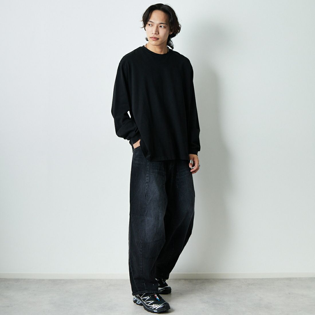 Needles [ニードルズ] 12ozデニム ヒザデルパンツ [QV161] B BLACK &&モデル身長：179cm 着用サイズ：XS&&