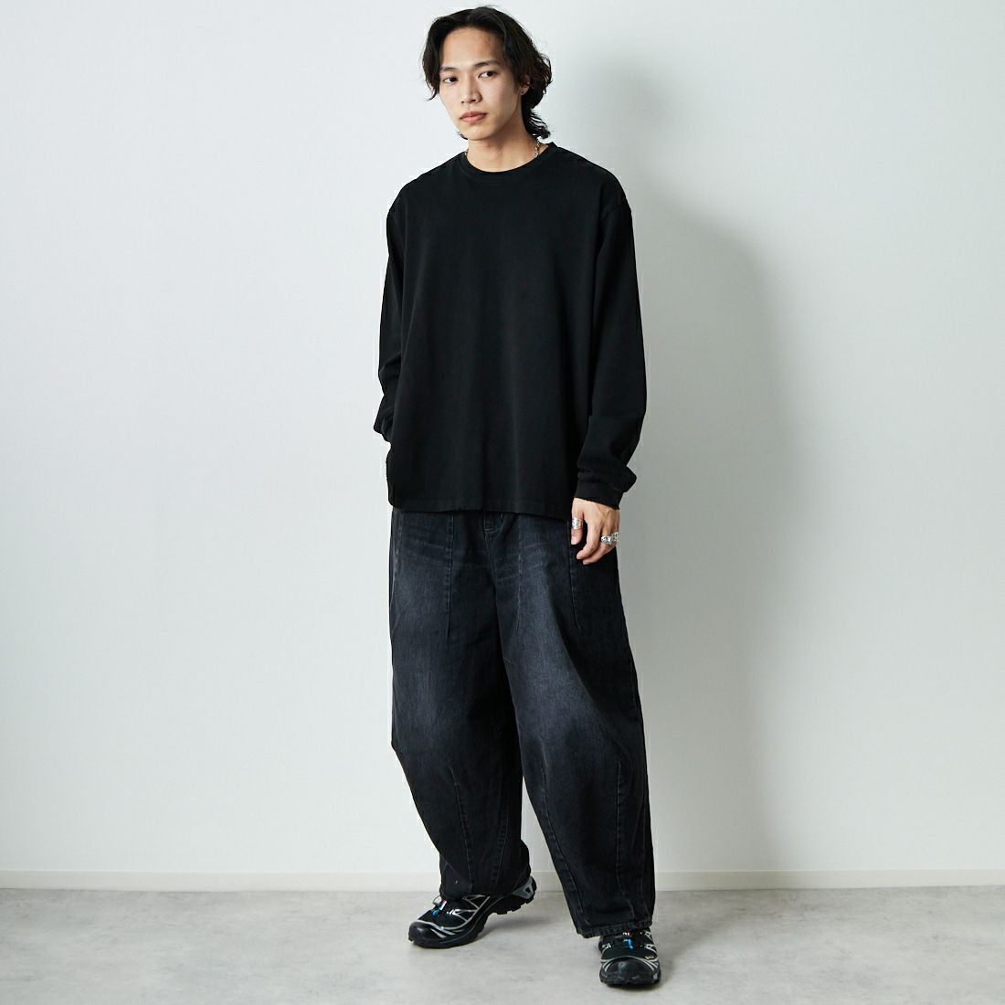 Needles [ニードルズ] 12ozデニム ヒザデルパンツ [QV161] B BLACK &&モデル身長：179cm 着用サイズ：XS&&