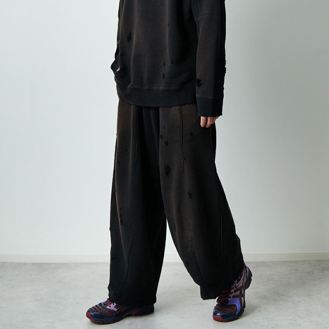 D BLACK	 &&モデル身長：179cm 着用サイズ：XS&&