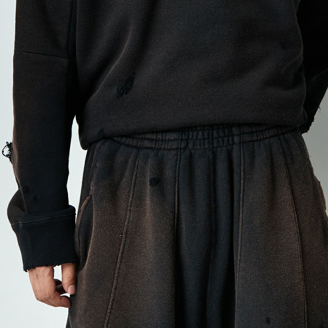 D BLACK	 &&モデル身長：179cm 着用サイズ：XS&&