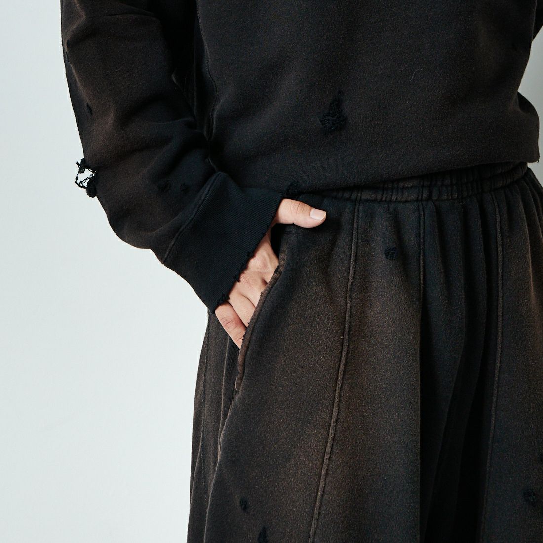 D BLACK	 &&モデル身長：179cm 着用サイズ：XS&&