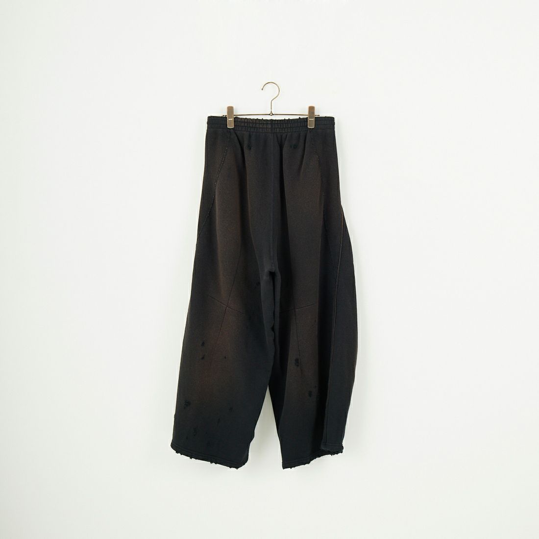 Needles [ニードルズ] ダーツヒザデルスウェットパンツ [QV369] D BLACK