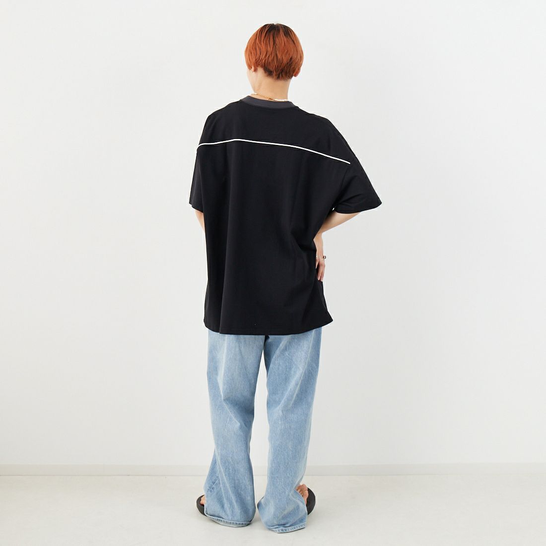 X-girl [エックスガール] ナンバリング ショートスリーブ ビッグTシャツドレス [105251041004] BLACK &&モデル身長：160cm 着用サイズ：S&&