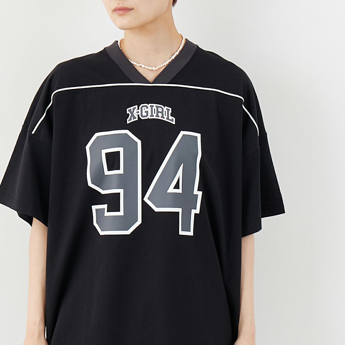 X-girl [エックスガール] ナンバリング ショートスリーブ ビッグTシャツドレス [105251041004] BLACK &&モデル身長：160cm 着用サイズ：S&&
