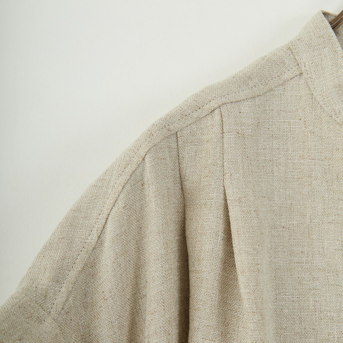 MICA&DEAL [マイカアンドディール] タックショルダーブラウス [0125201113] BEIGE