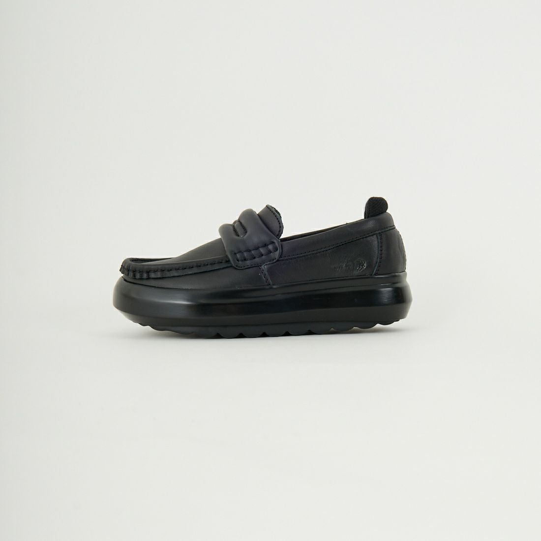 10 BLK/BLK