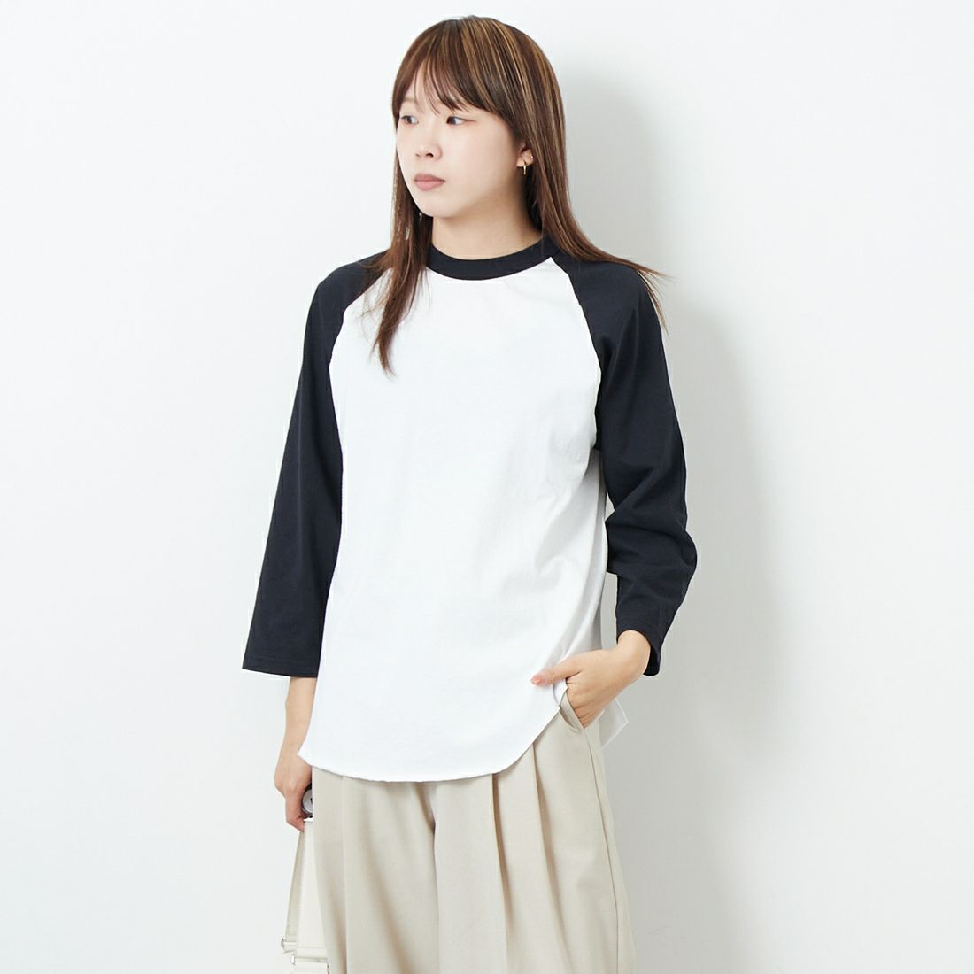 WHT/BLK&&モデル身長：167cm 着用サイズ：M&&