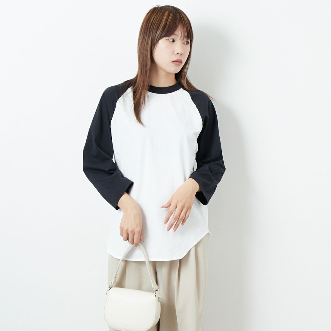 WALLA WALLA SPORT [ワラワラスポーツ] 7分袖2トーンベースボールTシャツ [3-4-BASEBALL-TEE-2-T] WHT/BLK &&モデル身長：167cm 着用サイズ：M&&